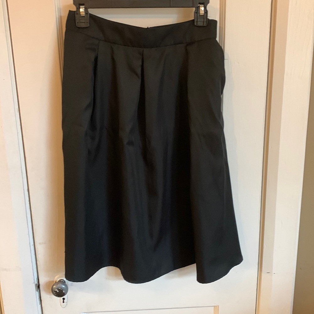 Midi Length Dressy Classic Black Skirt, Size 8